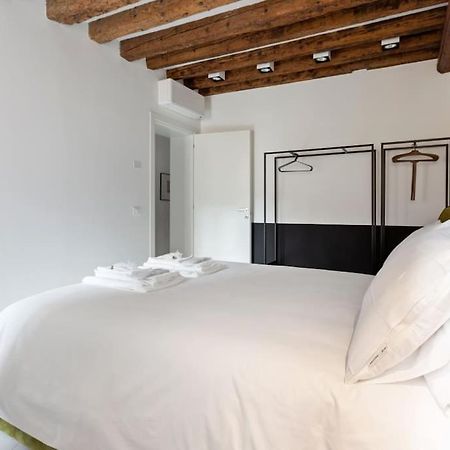 Dimora San Lorenzo Luxury Apartment Veneza Exterior foto